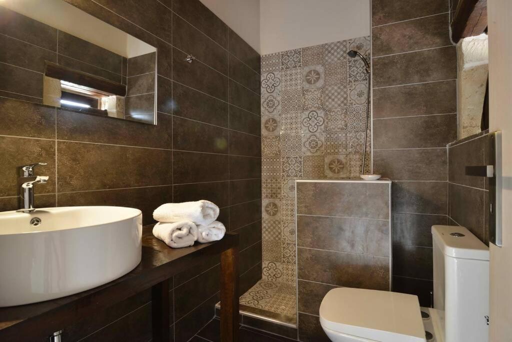 Villa Christini A Luxury Villa With Amazing Views Tzitzifes Luaran gambar