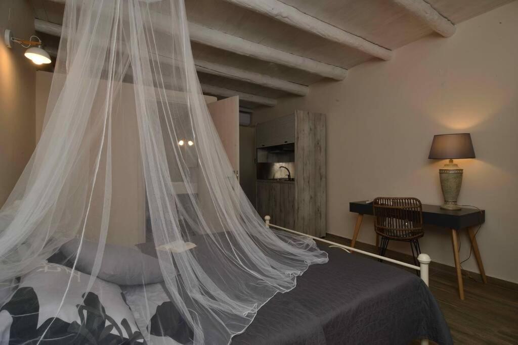 Villa Christini A Luxury Villa With Amazing Views Tzitzifes Luaran gambar